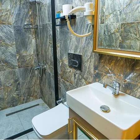 Moonlight Taksim Стамбул