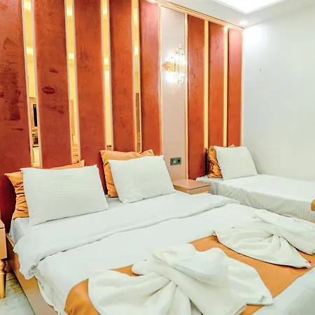 Moonlight Taksim Стамбул