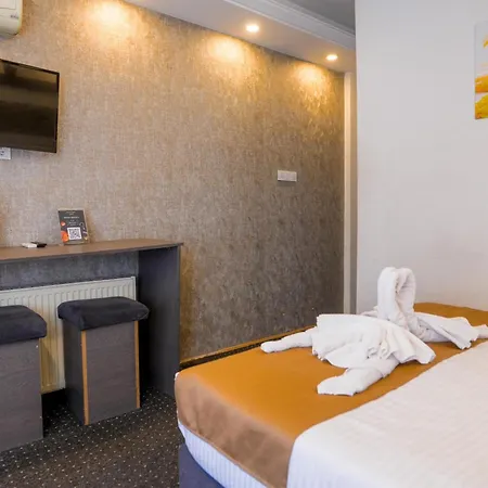 Отель Moonlight Taksim *